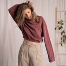 Valeria - Crop Hoodie aus Biobaumwolle, Malve