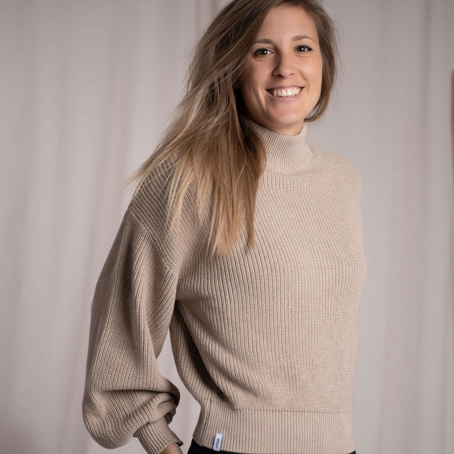 Alva, Strickpullover mit Stehkragen aus Biobaumwolle, Beige