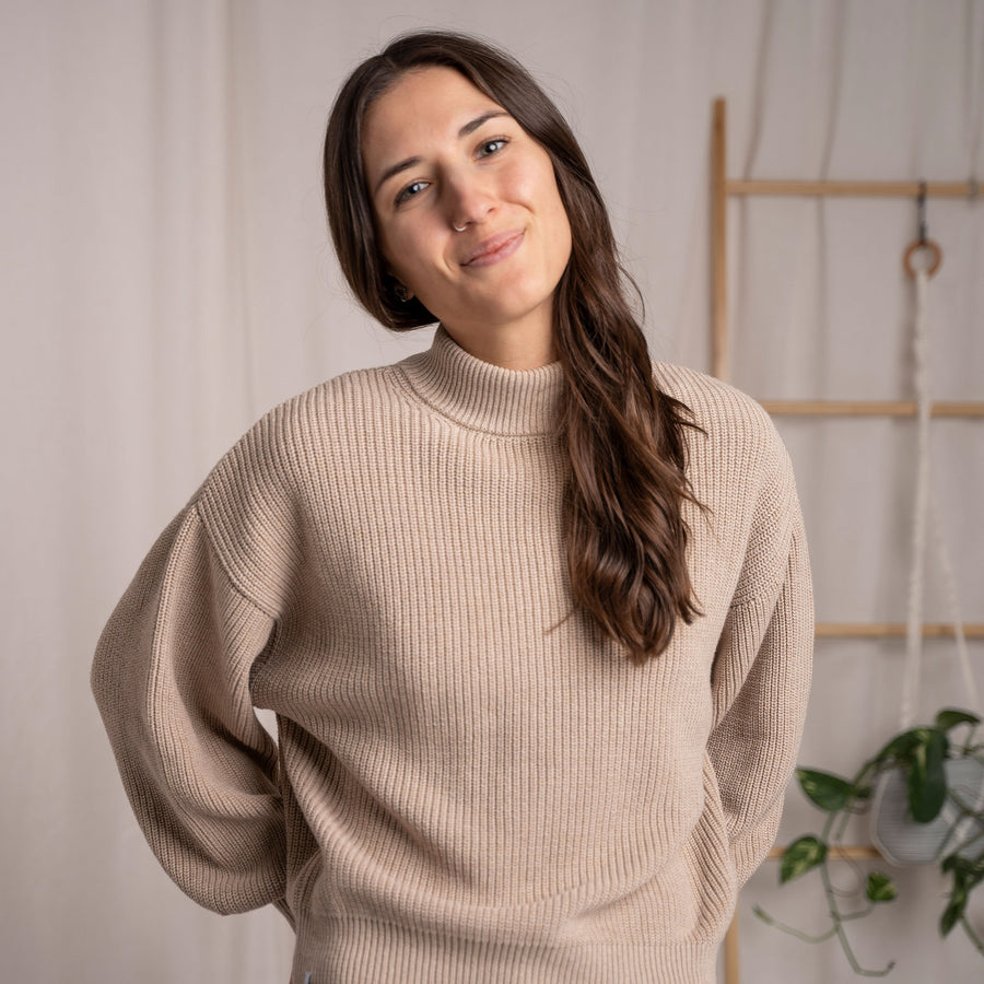 Alva, Strickpullover mit Stehkragen aus Biobaumwolle, Beige