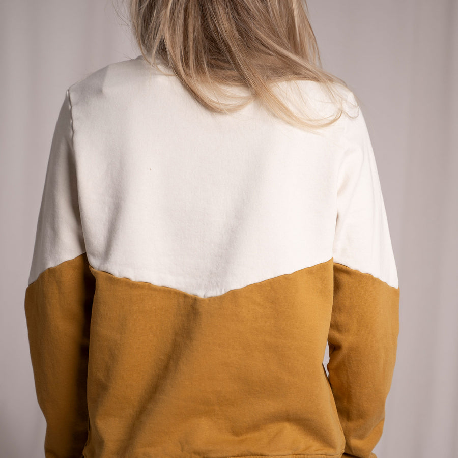 Elvie - Sweater aus Biobaumwolle, Goldbraun/Ecru