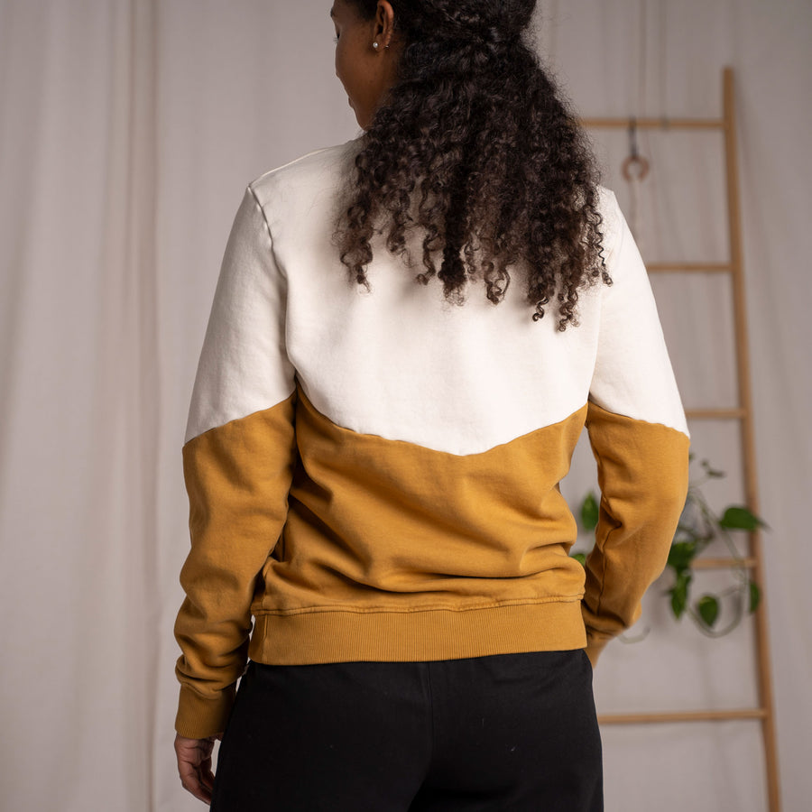 Elvie - Sweater aus Biobaumwolle, Goldbraun/Ecru