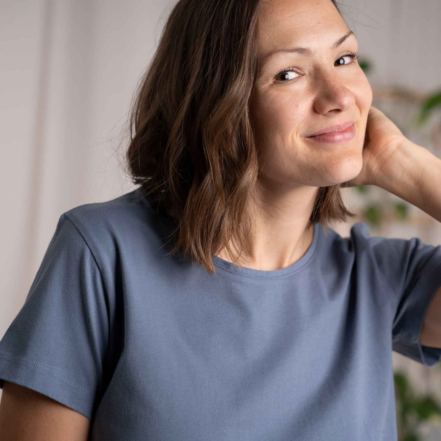 Evelin - T-Shirt aus Biobaumwolle, Rauchblau