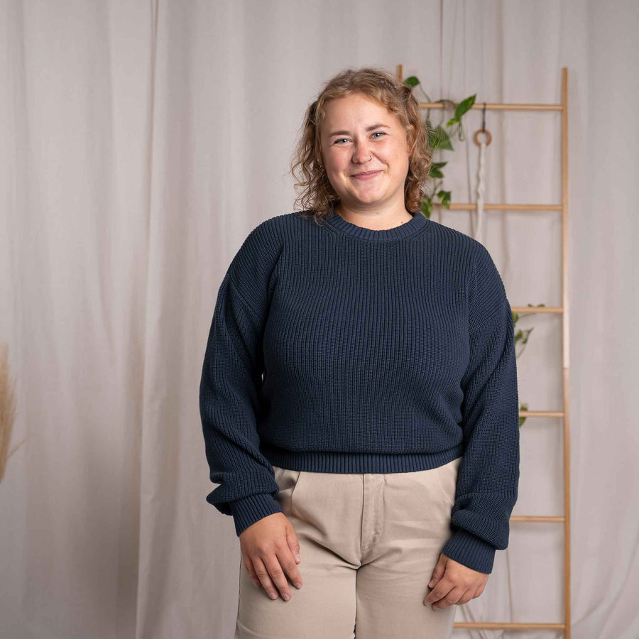 Livia - Oversized Strickpullover aus Biobaumwolle, Blueberry