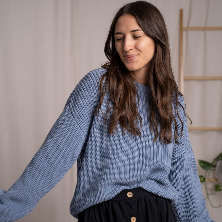 Livia, Oversized Strickpullover aus Biobaumwolle, Mittelblau