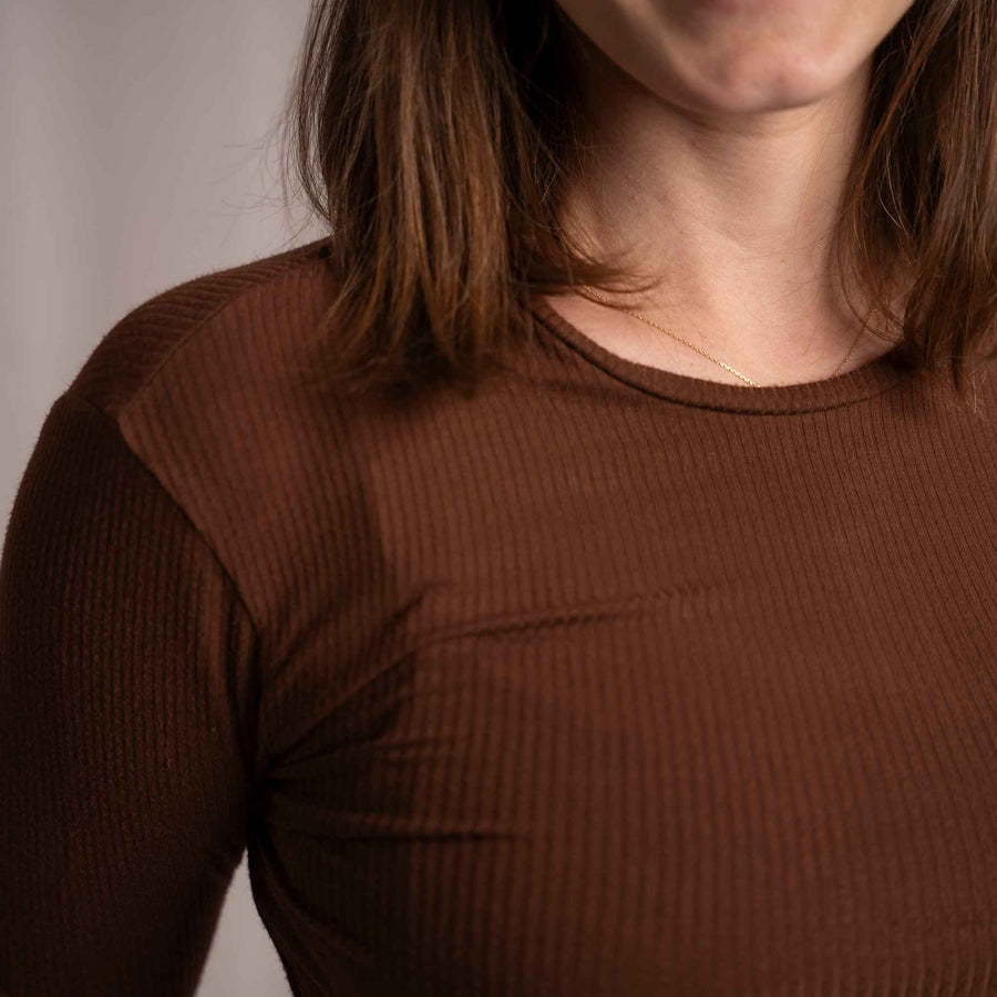 Merve - Crop Longsleeve aus Bambus, Braun