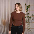 Merve - Crop Longsleeve aus Bambus, Braun