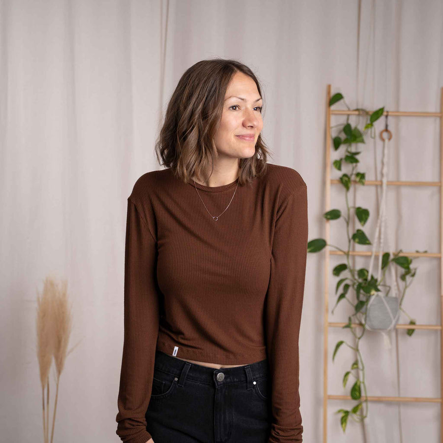 Merve - Crop Longsleeve aus Bambus, Kastanie