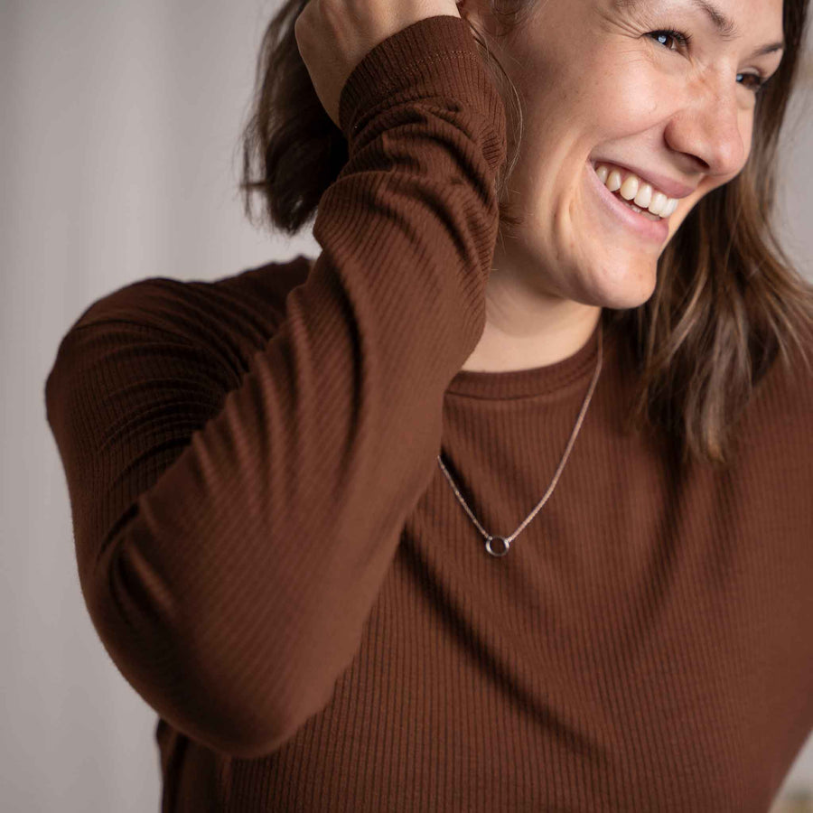 Merve - Crop Longsleeve aus Bambus, Kastanie