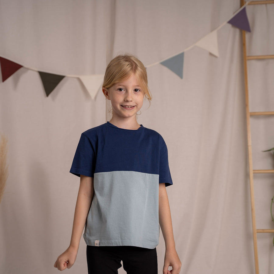 Mini Vuchs - Colorblock T-Shirt aus Biobaumwolle, Dunkelblau/Hellblau