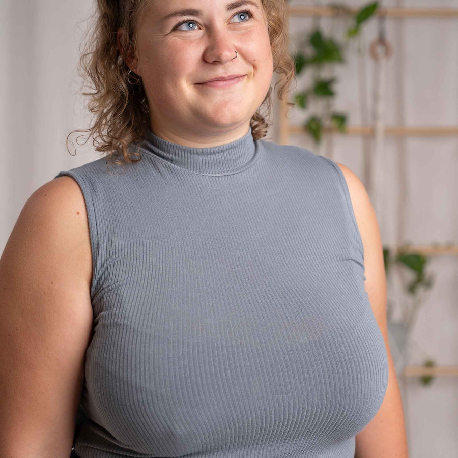Ovelia - Neck-Top aus Bambus, Blaugrau