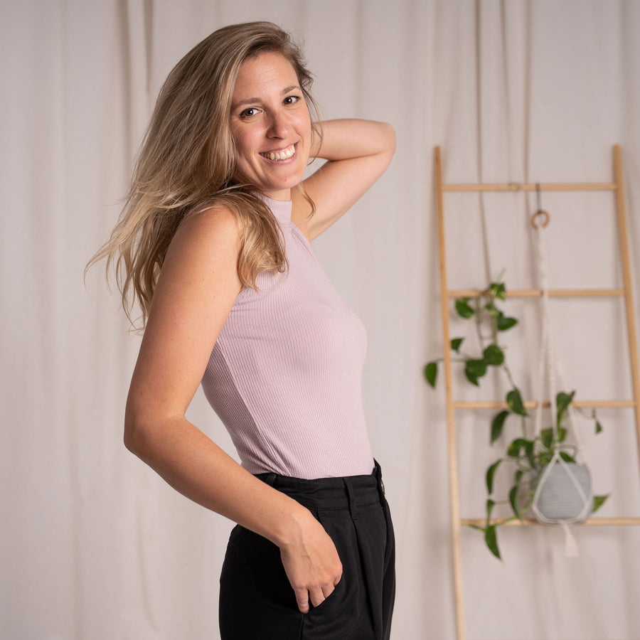 Ovelia - Neck-Top aus Bambus, Pastelllila