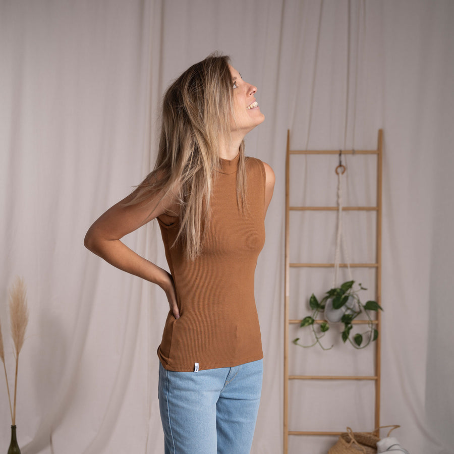 Ovelia - Neck-Top aus Bambus, Toffee