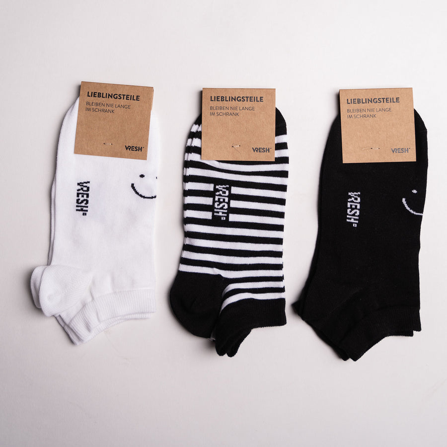 Sneaker Socken 3er Pack aus Biobaumwoll-Mix, Schwarz/Weiß