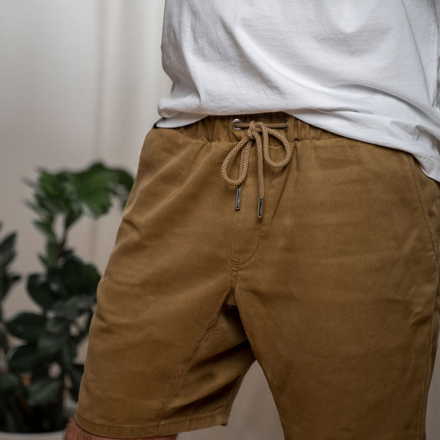 Vabsi - Shorts aus Tencel, Ocker