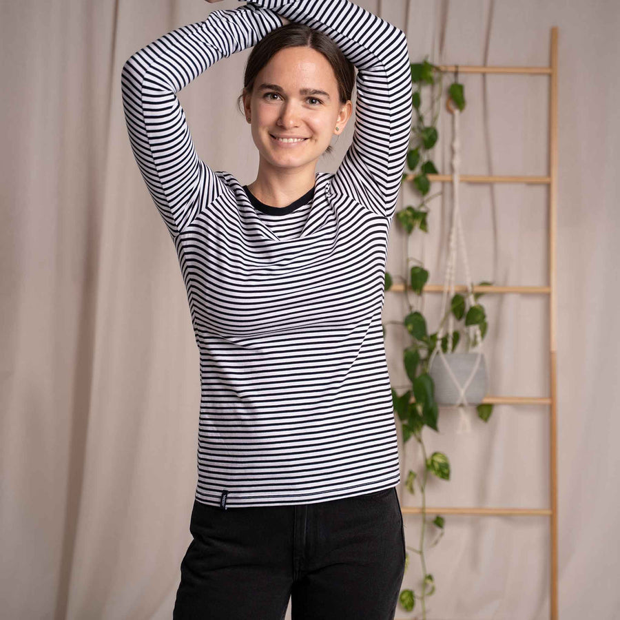 Vee - Longsleeve aus Biobaumwolle, Gestreift S/W