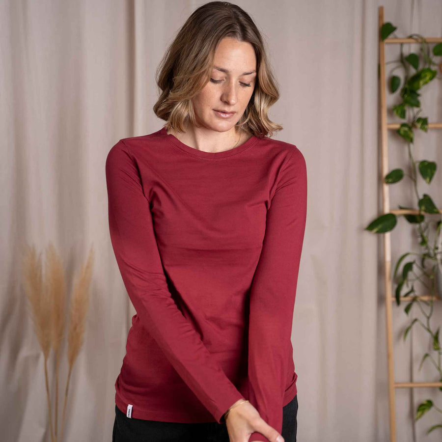Vee - Longsleeve aus Biobaumwolle, Kirschrot
