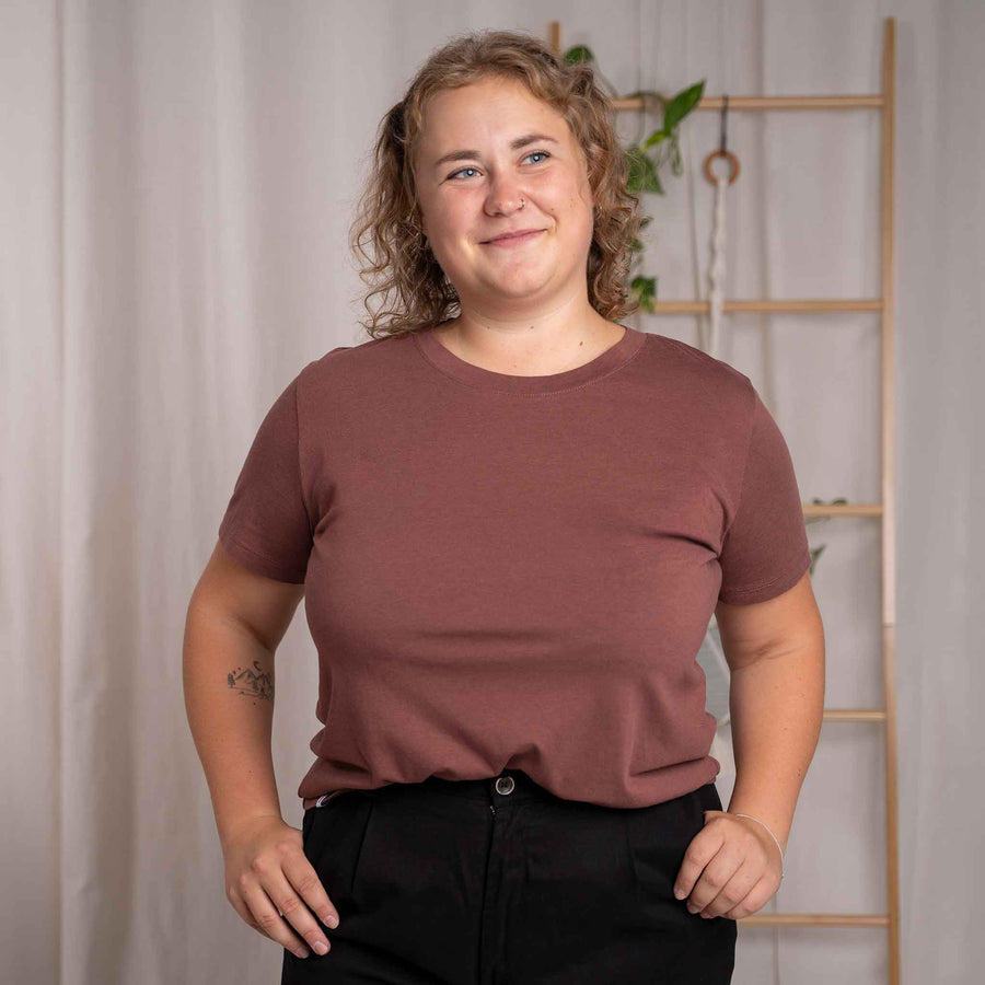 Veli - Crop T-Shirt aus Tencel-Mix, Rotbraun