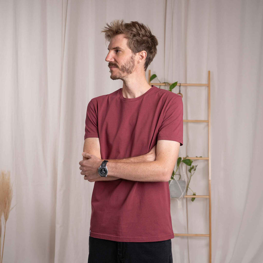 Vinn - Classic Fit T-Shirt aus Biobaumwolle, Burgundy