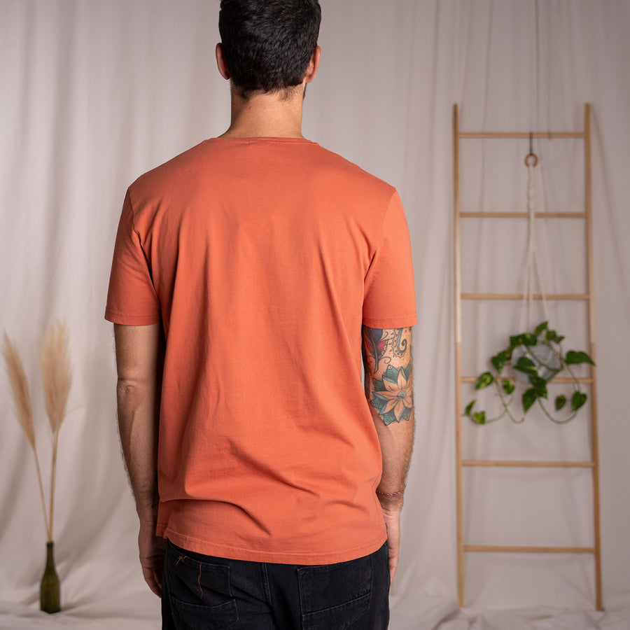 Vinn - Classic Fit T-Shirt aus Biobaumwolle, Clay