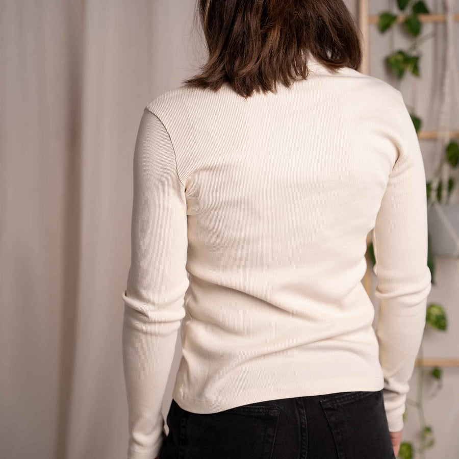 Viyola - Turtle Neck Longsleeve aus Biobaumwolle, Ecru