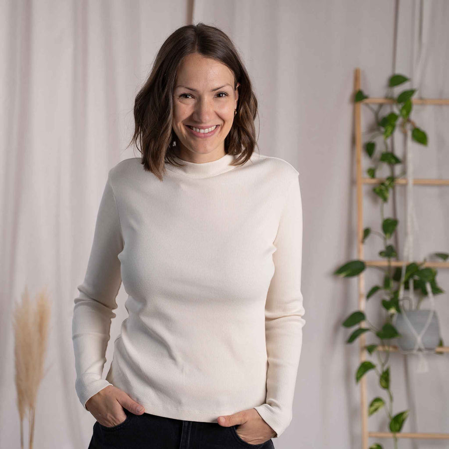 Viyola - Turtle Neck Longsleeve aus Biobaumwolle, Ecru