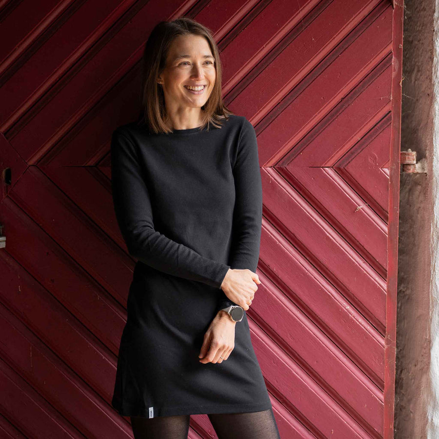 Vlora - Langarmkleid aus Biobaumwolle, Schwarz