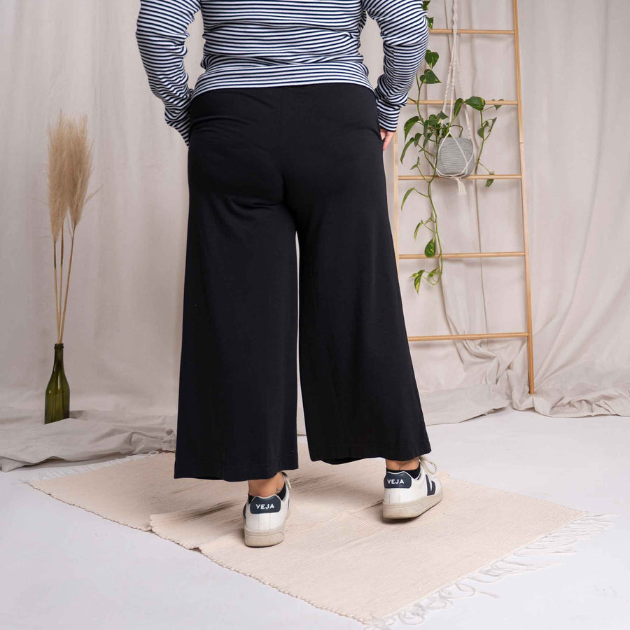 Vloretta - Jersey Culotte aus Tencel-Mix, Schwarz