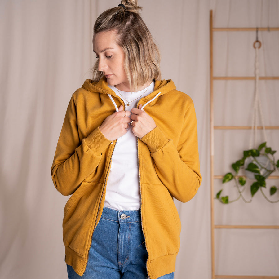 Vlorin - Kapuzen-Sweatjacke aus Biobaumwolle, Goldbraun