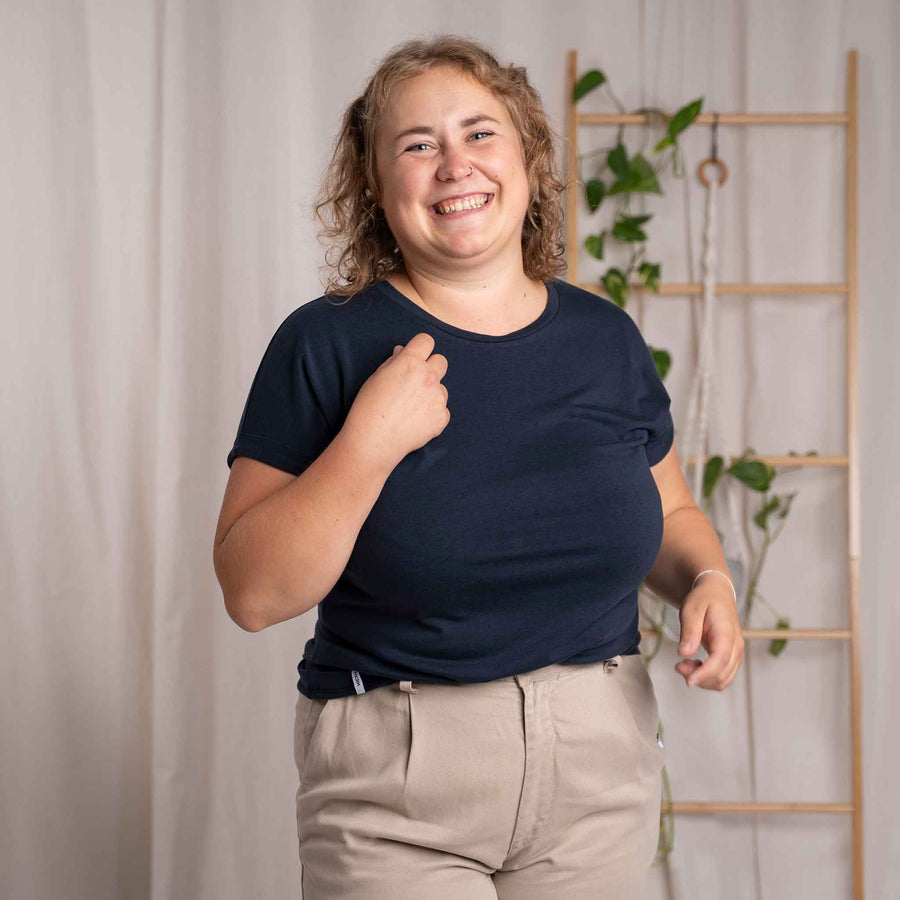 Vranziska - Kimono T-Shirt aus Tencel-Mix, Navy