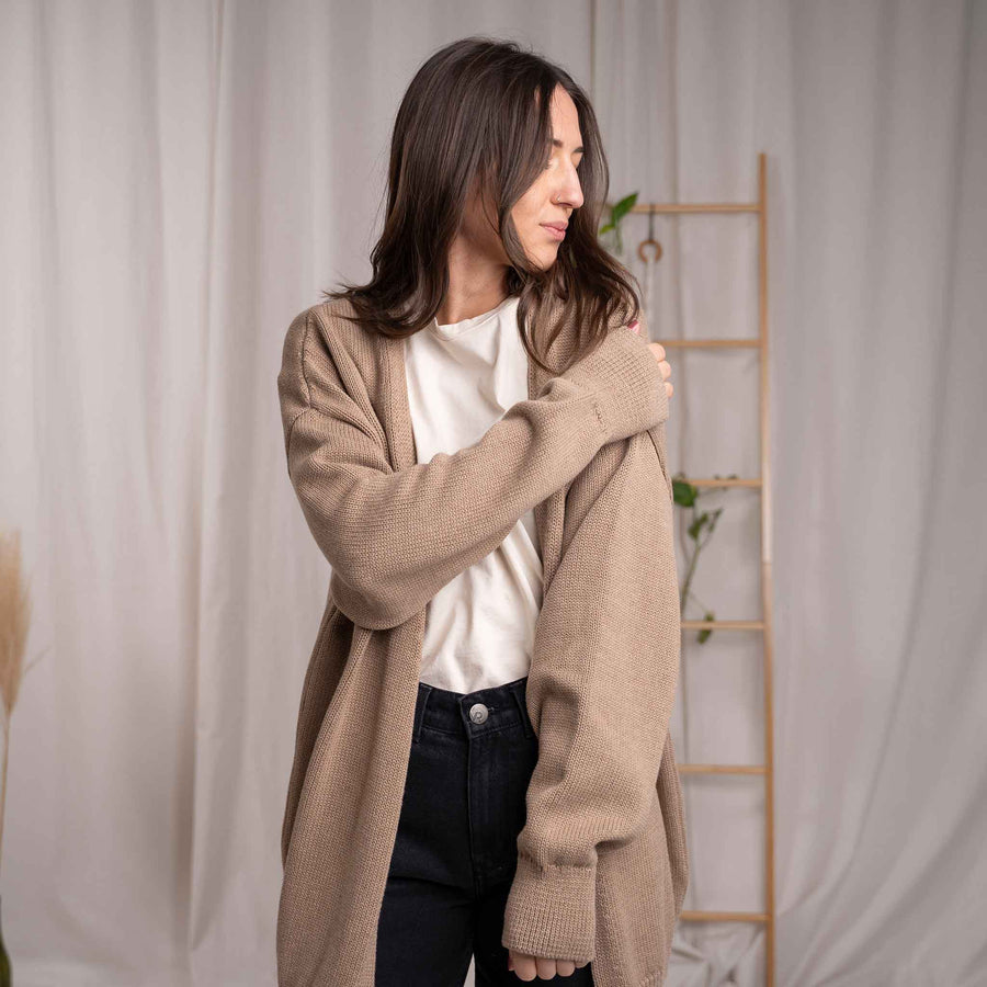 Vreda - Strick Cardigan aus Biobaumwolle, Beige