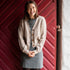 Vreia - Kurze Strickjacke aus Biobaumwolle, Beige