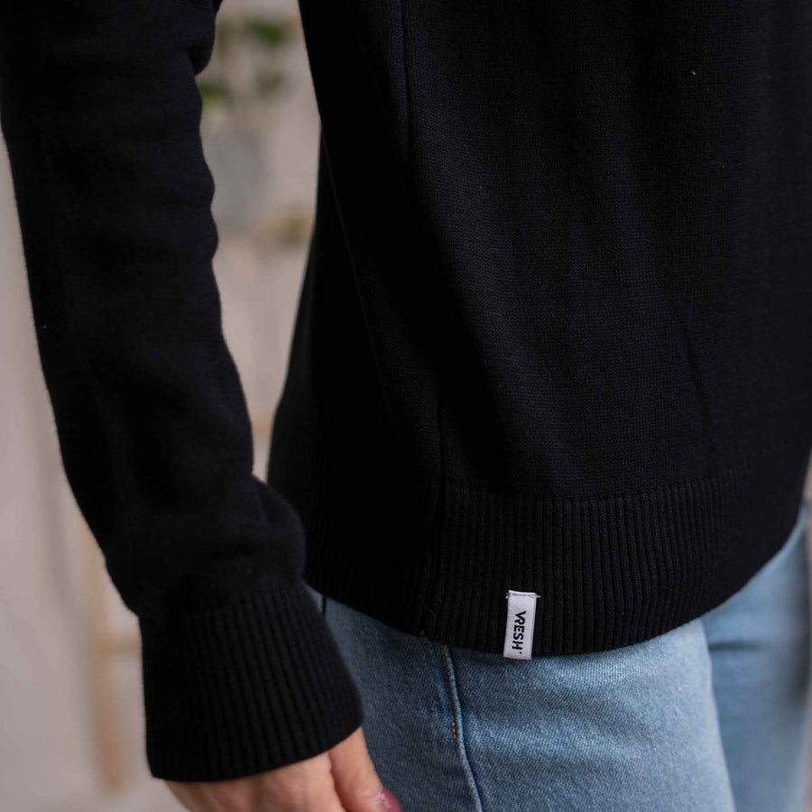 Vrenja - Klassischer Strickpullover aus Biobaumwolle, Schwarz
