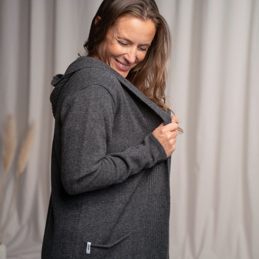 Vria, Kapuzen-Strickjacke aus Wollmix, Dunkelgrau