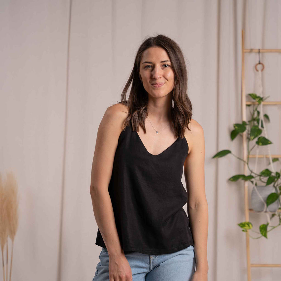 Vuchsia - Trägertop aus Tencel, Schwarz