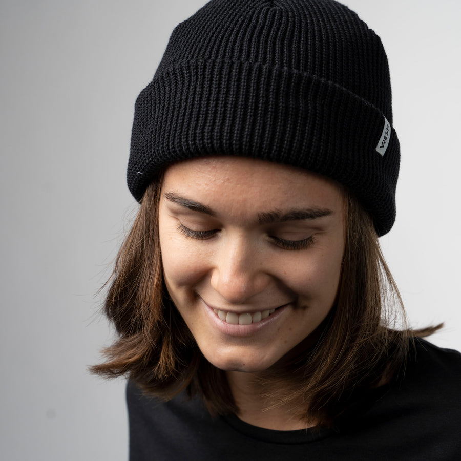 Hipster Beanie aus Biobaumwolle, Schwarz - Sustainable Vresh Fair Vresh, and Made – in Europe Clothing