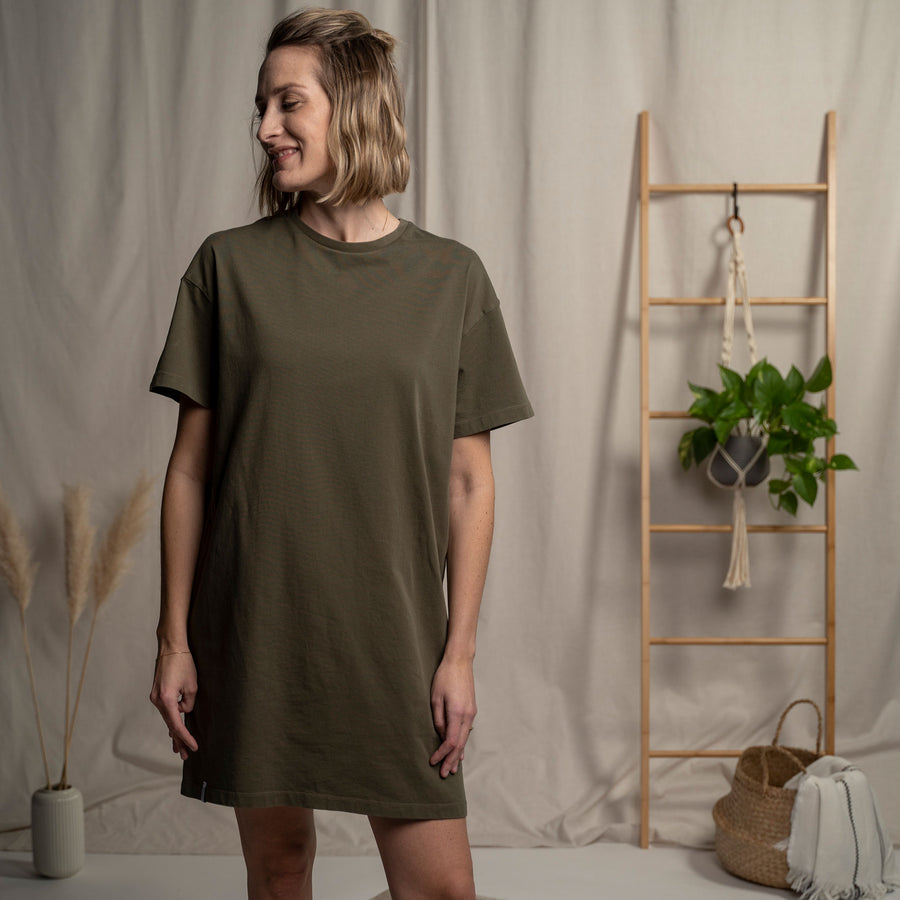 Eliv - T-Shirt Kleid aus Biobaumwolle, Olive